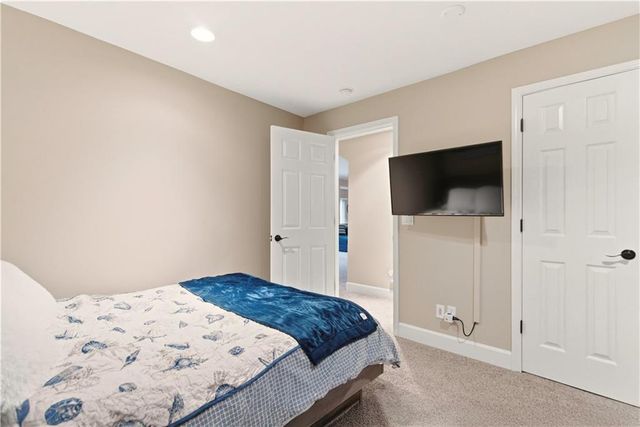 1808 NE Parks Summit Boulevard, Lee's Summit, MO 64064