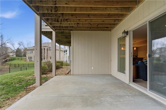 1808 NE Parks Summit Boulevard, Lee's Summit, MO 64064