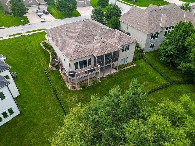 1808 NE Parks Summit Boulevard, Lee's Summit, MO 64064