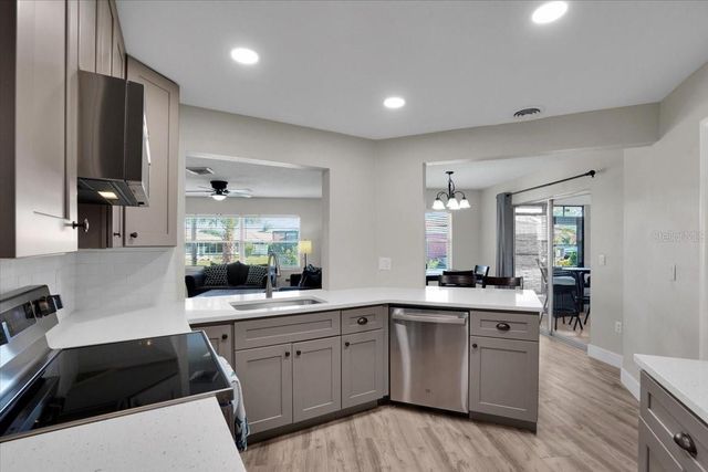 106 VAN DYCK DRIVE, Nokomis, FL 34275