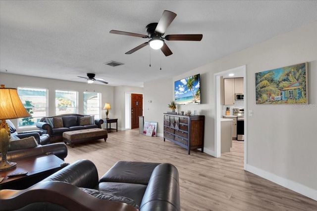 106 VAN DYCK DRIVE, Nokomis, FL 34275