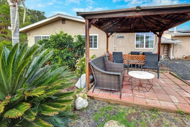 11985 Rocoso Road, Lakeside, CA 92040