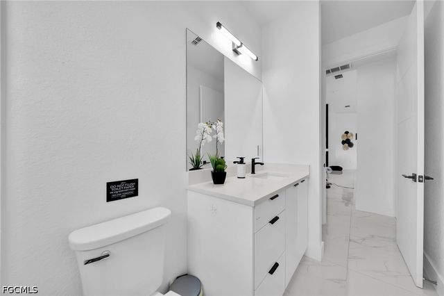 523 NW 16TH PL, Cape Coral, FL 33993