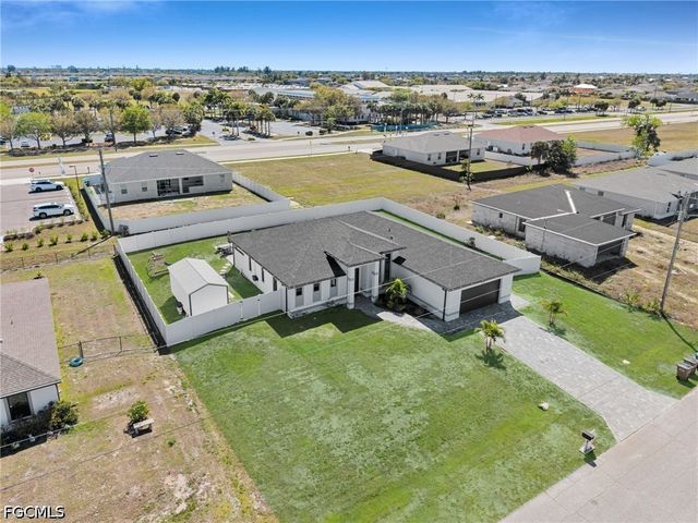 523 NW 16TH PL, Cape Coral, FL 33993