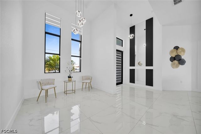 523 NW 16TH PL, Cape Coral, FL 33993