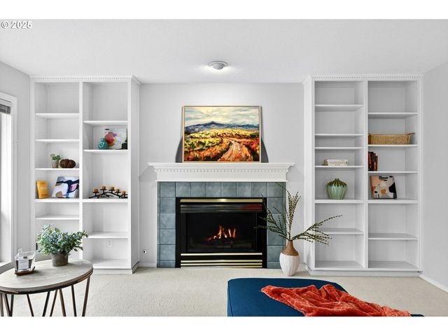 6889 Sw HOLLYBROOK Ct, Wilsonville, OR 97070