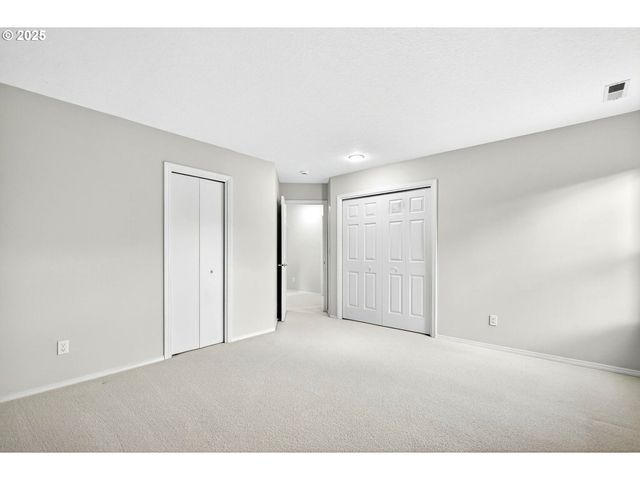 6889 Sw HOLLYBROOK Ct, Wilsonville, OR 97070