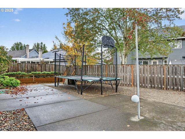 6889 Sw HOLLYBROOK Ct, Wilsonville, OR 97070