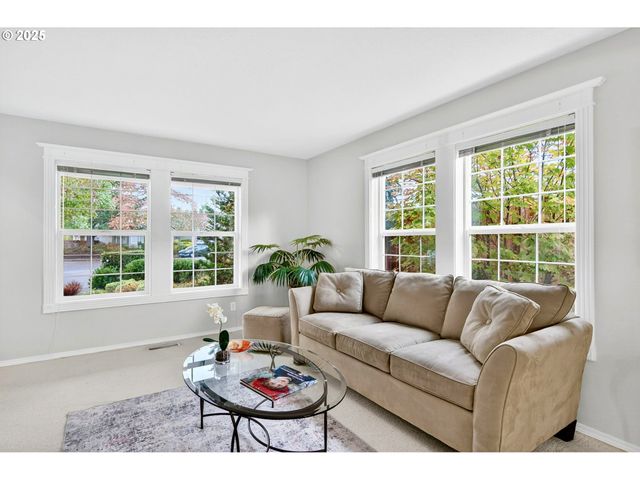 6889 Sw HOLLYBROOK Ct, Wilsonville, OR 97070