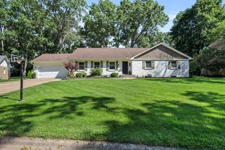 203 Oxbow Court, Valparaiso, IN 46383