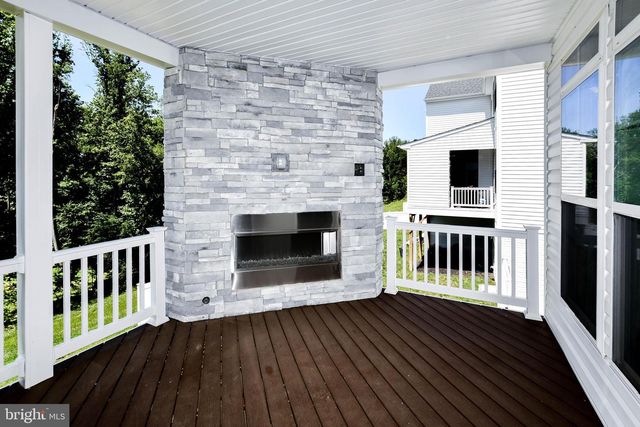 15921 HYDE PARK PL, Bowie, MD 20716
