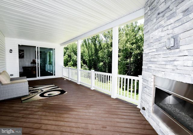 15921 HYDE PARK PL, Bowie, MD 20716