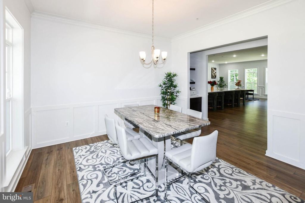 Image 16 of property listing at 15921 HYDE PARK PL, Bowie, MD 20716