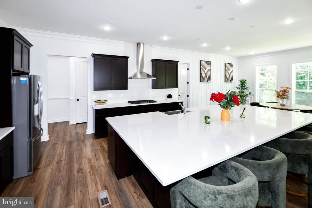 Image 27 of property listing at 15921 HYDE PARK PL, Bowie, MD 20716