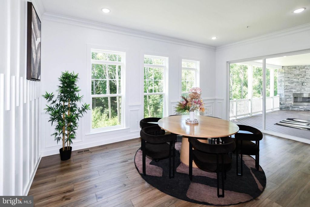 Image 32 of property listing at 15921 HYDE PARK PL, Bowie, MD 20716