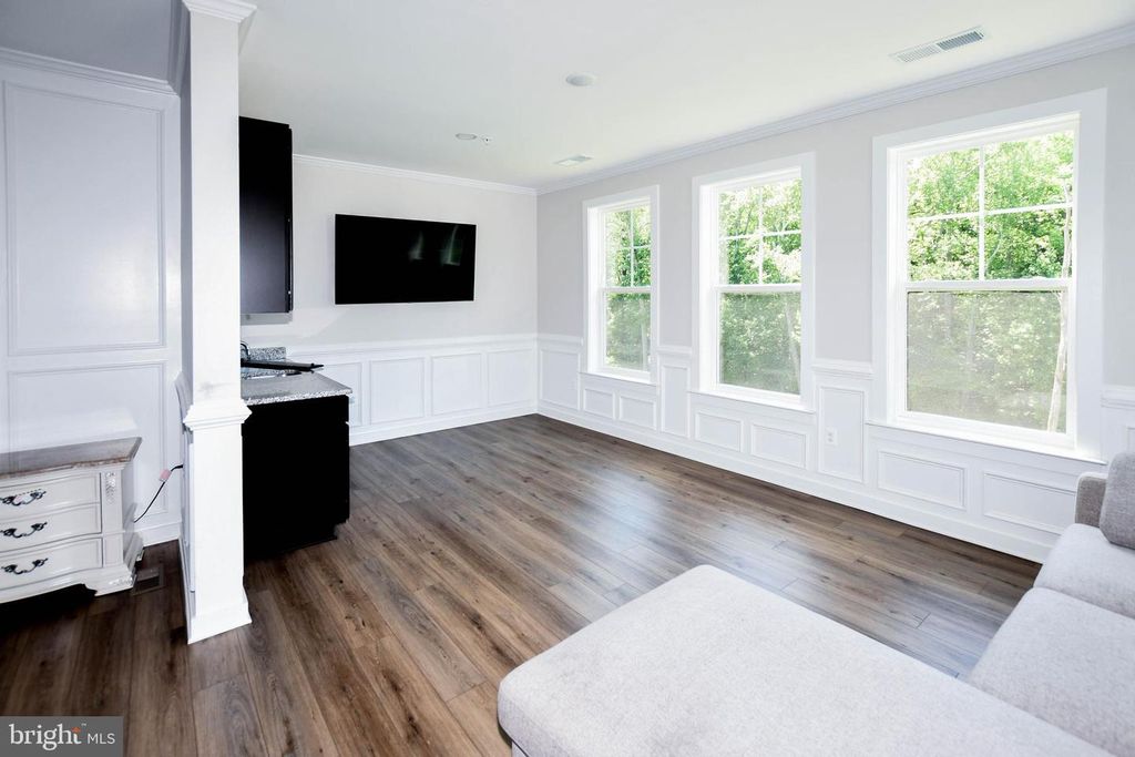 Image 54 of property listing at 15921 HYDE PARK PL, Bowie, MD 20716