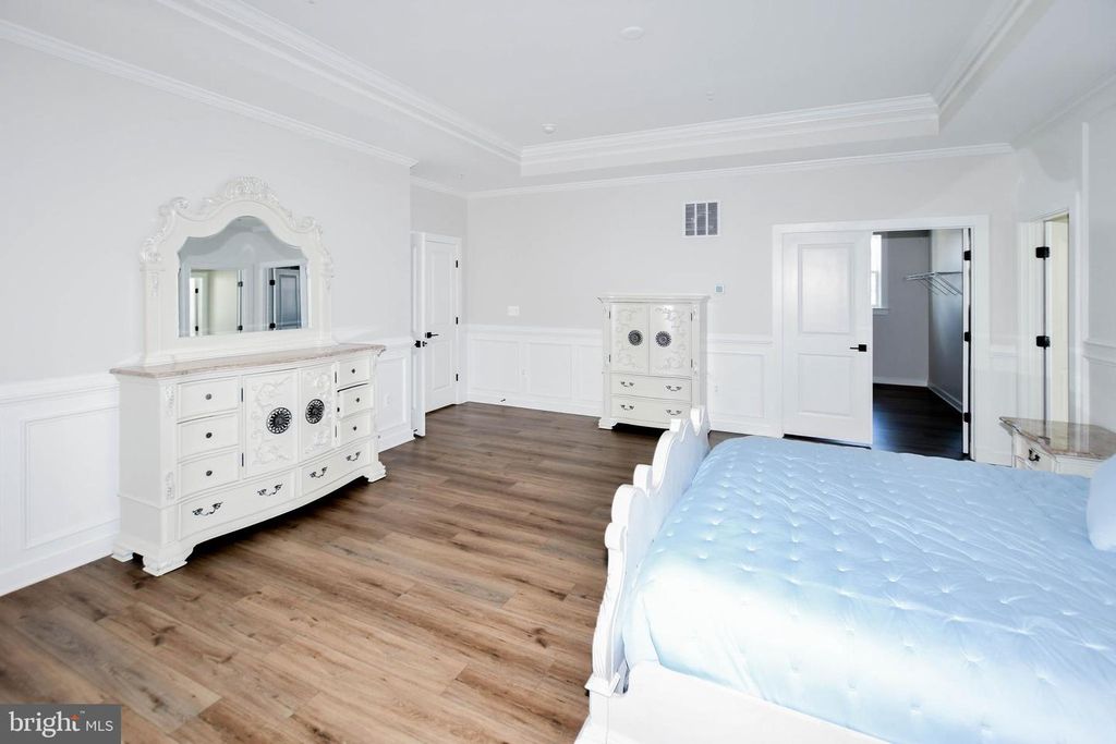 Image 56 of property listing at 15921 HYDE PARK PL, Bowie, MD 20716