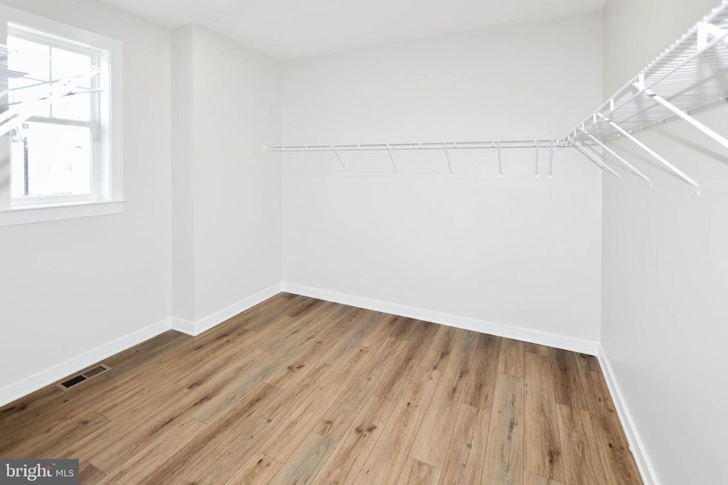 Image 59 of property listing at 15921 HYDE PARK PL, Bowie, MD 20716