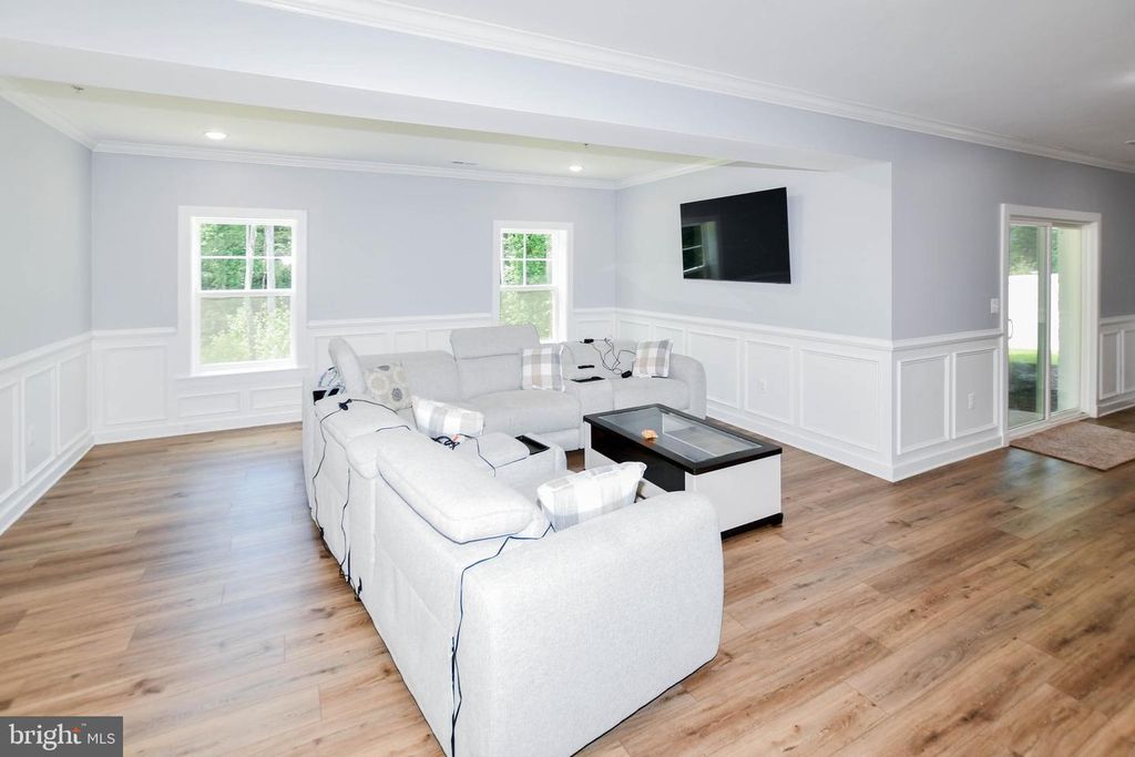 Image 81 of property listing at 15921 HYDE PARK PL, Bowie, MD 20716