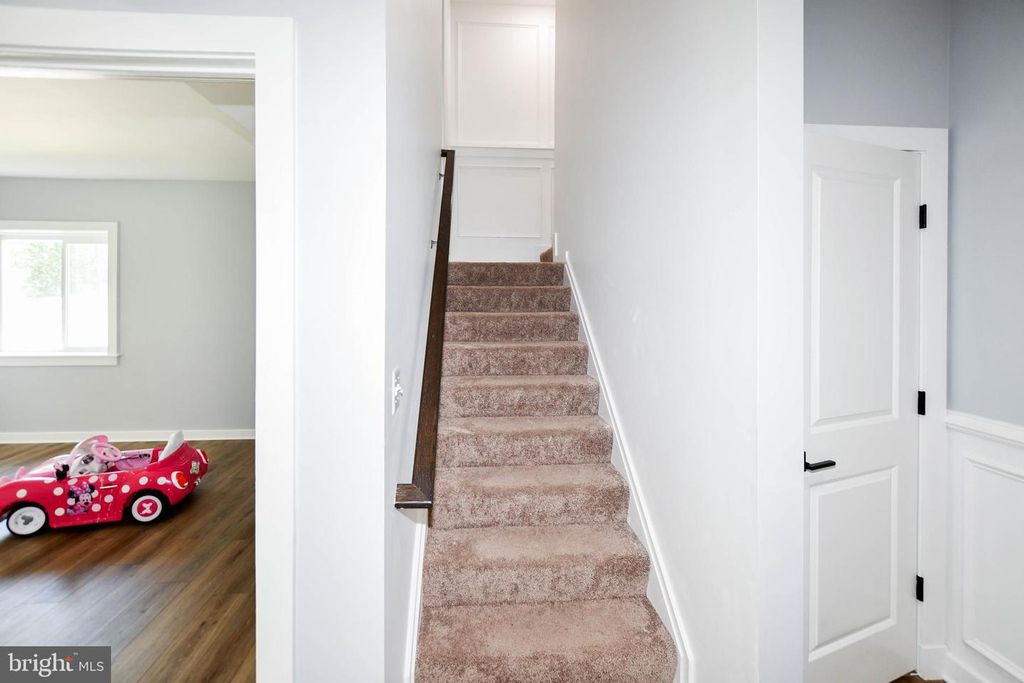 Image 85 of property listing at 15921 HYDE PARK PL, Bowie, MD 20716