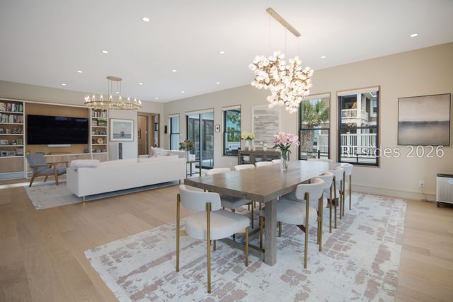 5 Barrier Beach Cv, Hilton Head Island, SC 29928