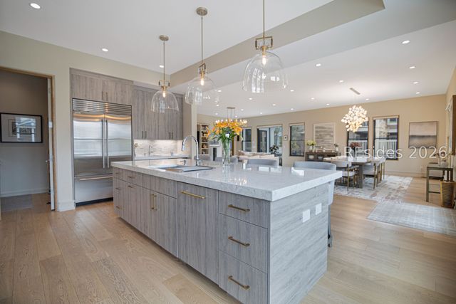 5 Barrier Beach Cv, Hilton Head Island, SC 29928