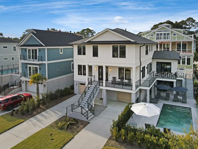 5 Barrier Beach Cv, Hilton Head Island, SC 29928
