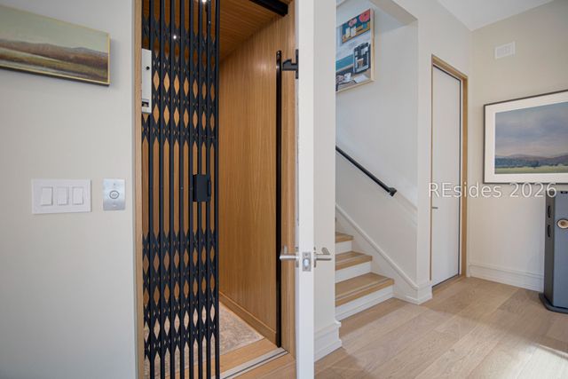 5 Barrier Beach Cv, Hilton Head Island, SC 29928