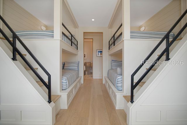 5 Barrier Beach Cv, Hilton Head Island, SC 29928