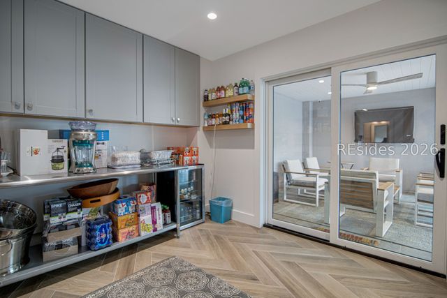 5 Barrier Beach Cv, Hilton Head Island, SC 29928