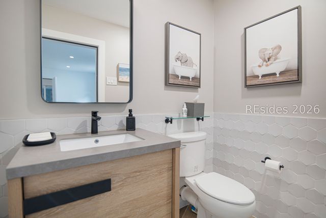 5 Barrier Beach Cv, Hilton Head Island, SC 29928