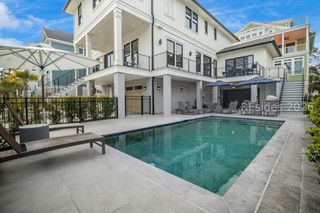 5 Barrier Beach Cv, Hilton Head Island, SC 29928