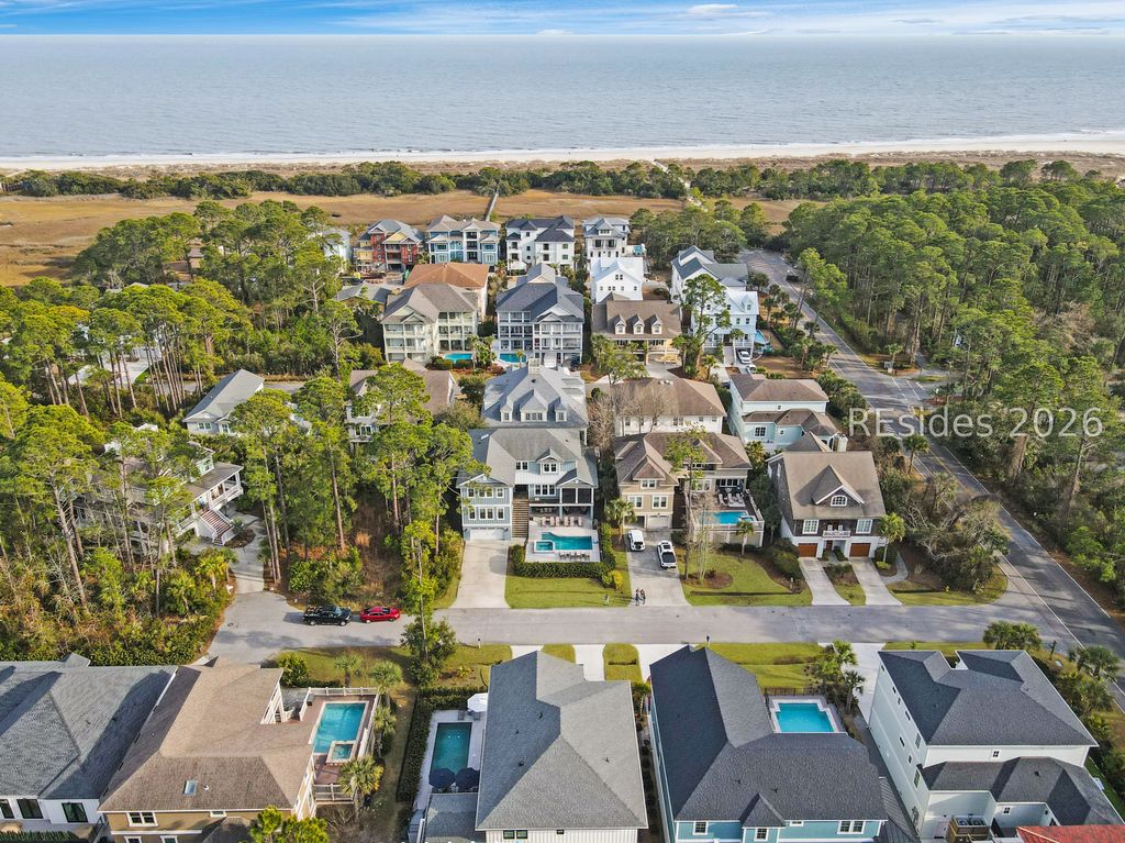 5 Barrier Beach Cv, Hilton Head Island, SC 29928