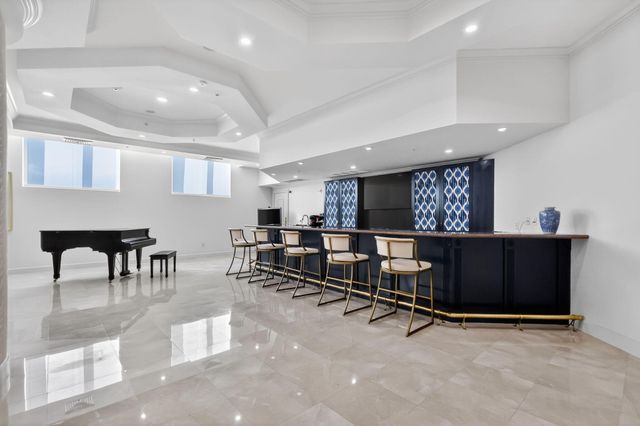 4600 N Ocean Drive 801, Singer Island, FL 33404