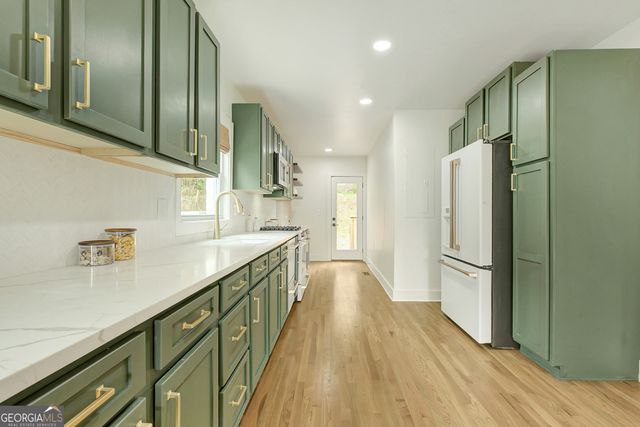 1747 Cascade Terrace SW, Atlanta, GA 30311