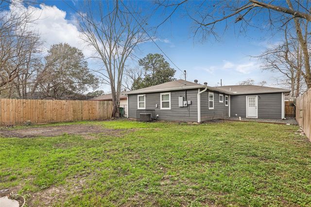 6721 Madrid Street, Houston, TX 77021