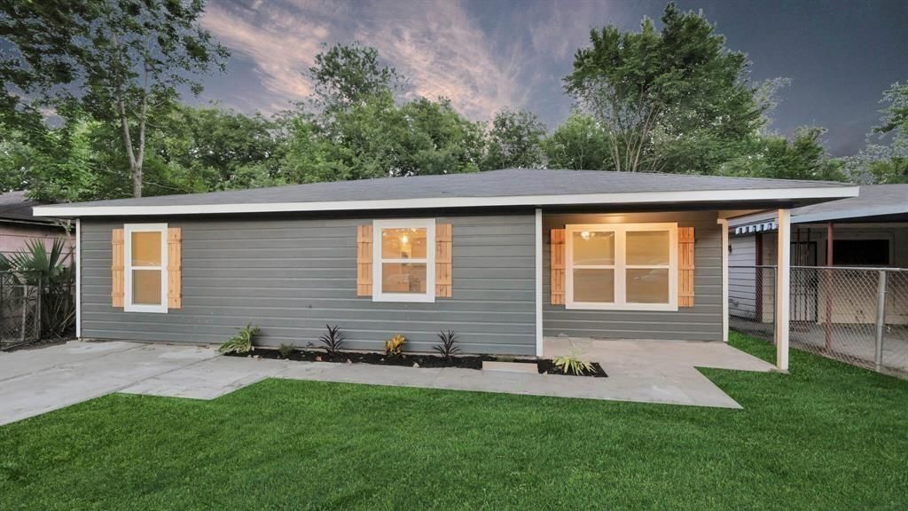 6721 Madrid Street, Houston, TX 77021