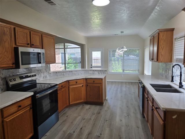 1806 Laurel Bay Drive, Houston, TX 77014