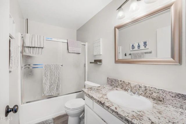 2533 Antonio Drive 302, Camarillo, CA 93010