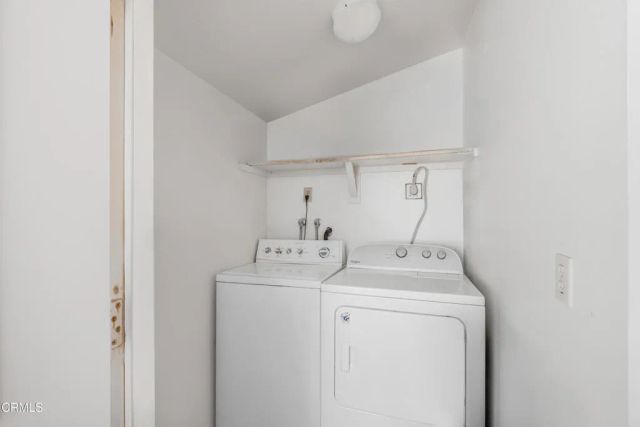 2533 Antonio Drive 302, Camarillo, CA 93010