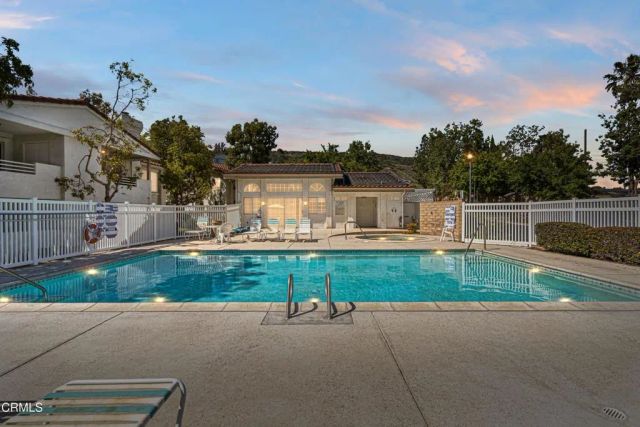 2533 Antonio Drive 302, Camarillo, CA 93010