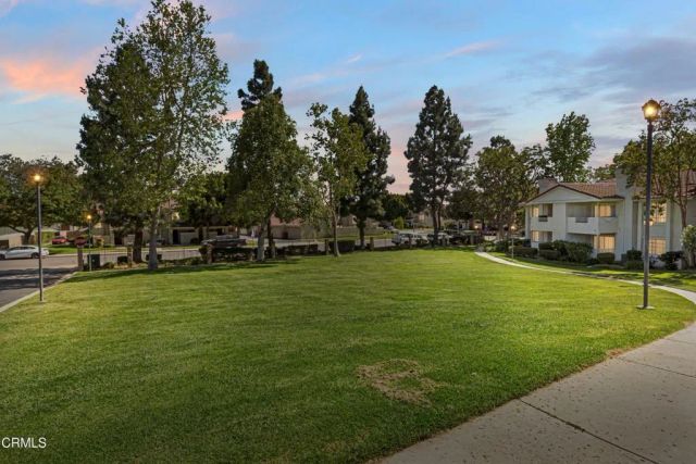 2533 Antonio Drive 302, Camarillo, CA 93010