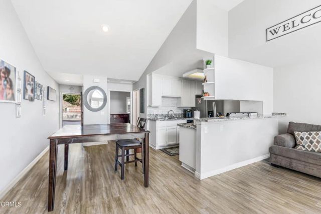 2533 Antonio Drive 302, Camarillo, CA 93010