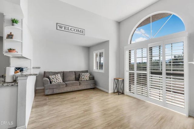 2533 Antonio Drive 302, Camarillo, CA 93010