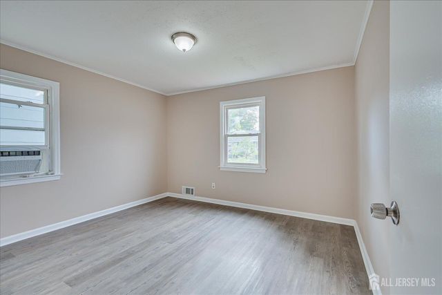 145 Auth Avenue, Iselin, NJ 08830