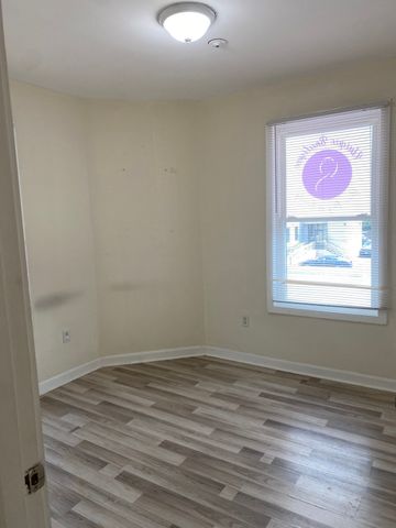 1349 Centre 2, Newton, MA 02459