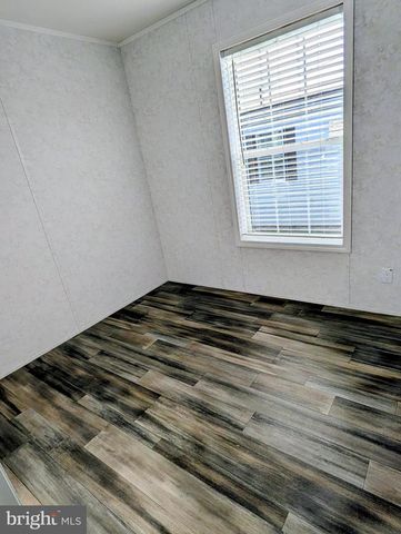 16 ABBEY RD, Coatesville, PA 19320