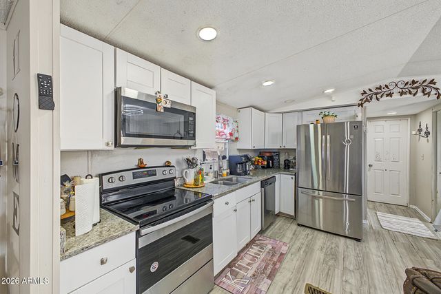 695 S ELLSWORTH Road S, Mesa, AZ 85208