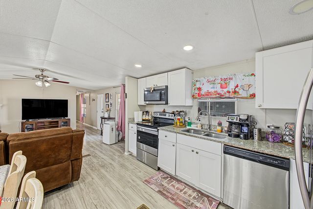 695 S ELLSWORTH Road S, Mesa, AZ 85208
