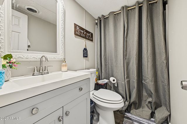695 S ELLSWORTH Road S, Mesa, AZ 85208